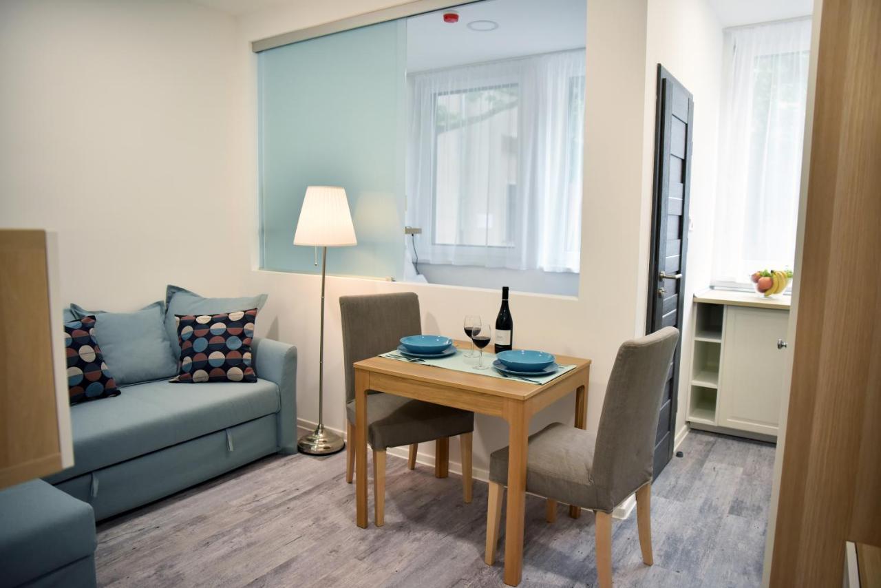 إغير Roomstore Studio Apartments المظهر الخارجي الصورة